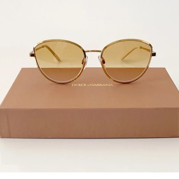 Dolce & Gabbana Sunglasses - NEW - Picture 6 of 9